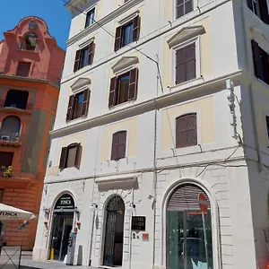 Otel Lirico